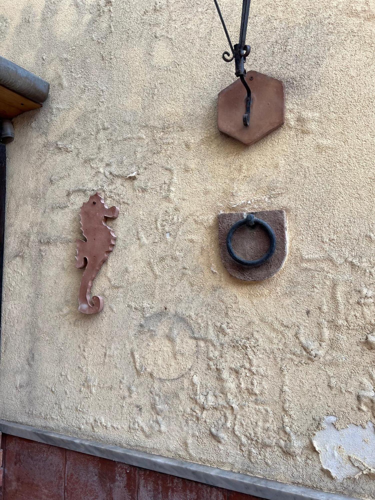 Ferienwohnung L'Homme Tranquille Salerno Exterior foto